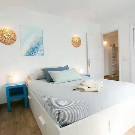 Chromotheraphy Cerca Del Mar Costa Teguise